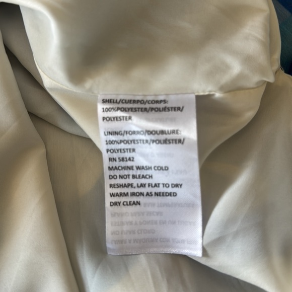 Donna Morgan Blue and White Patterned Dress Size 12 - Picture 12 of 14